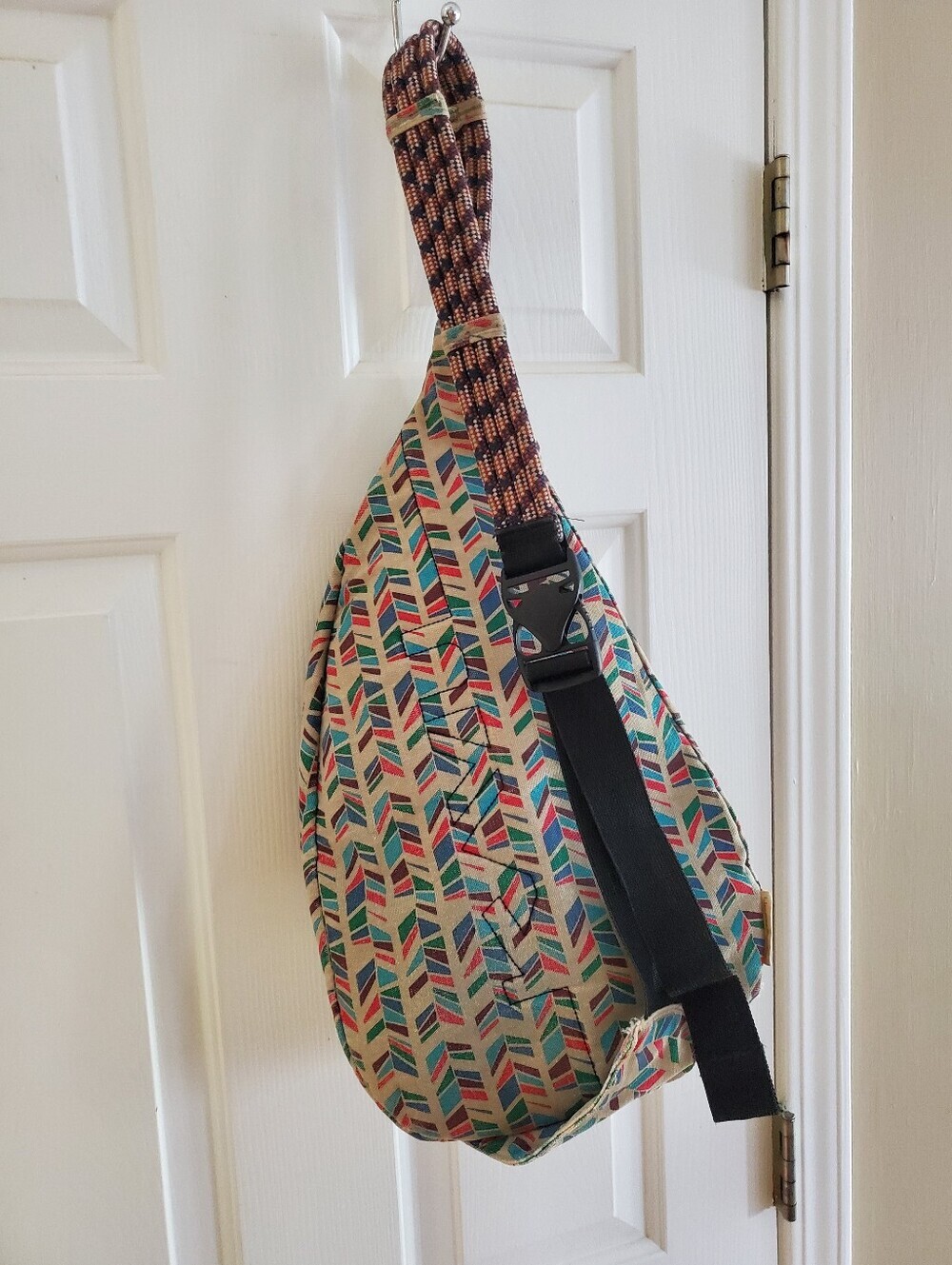 Kavu Rope Shoulder Sling Bag Limited Edition Aztec Geometric Turquoise Boho - Picture 9 of 12